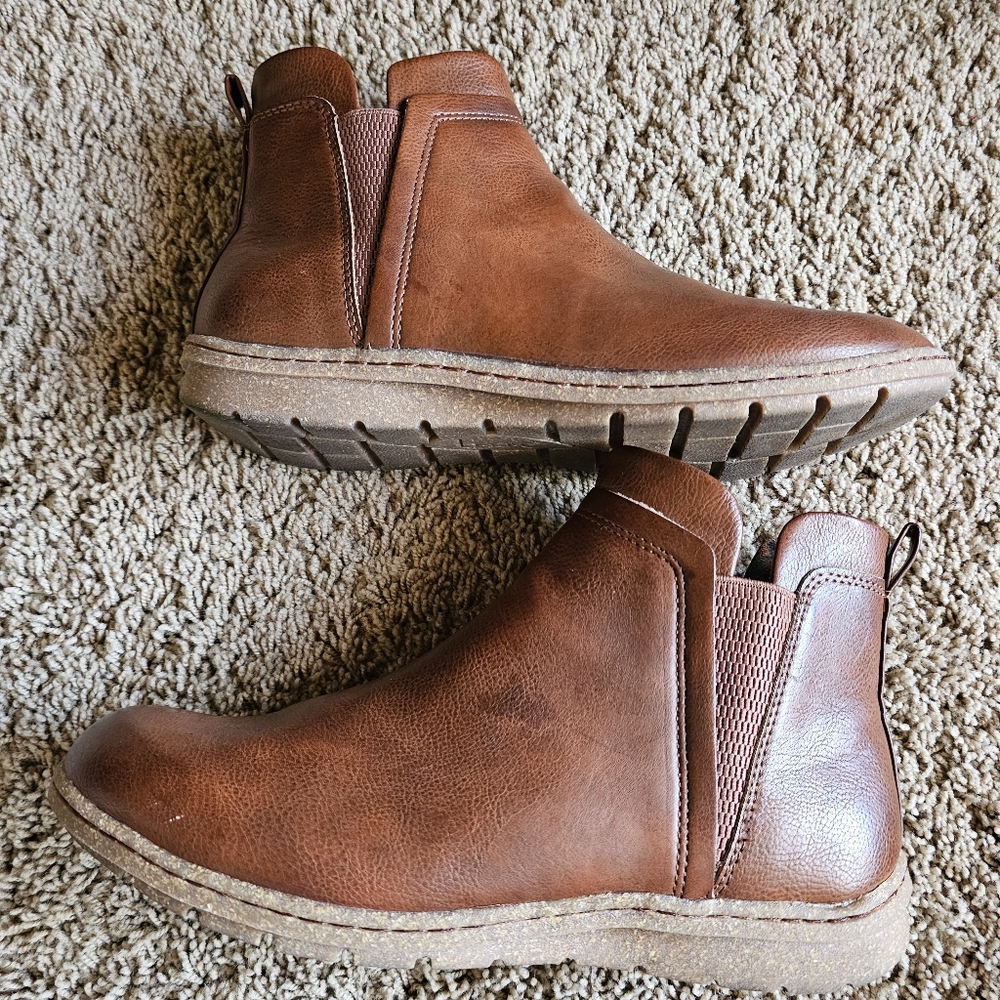 Born B.O.C. Alina Chelsea Boots Size 11 - Picture 7 of 9